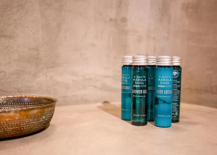 Private Sea View Yard