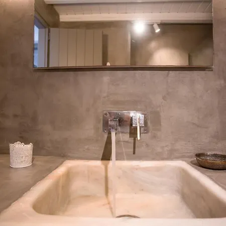 Private Sea View Yard Apartment Mykonos Town