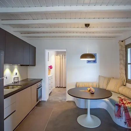 Private Sea View Yard Daire